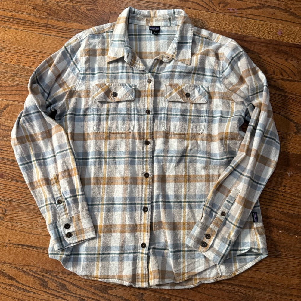 Patagonia Fields Natural Beige and Gray Plaid Fjord Flannel L EUC